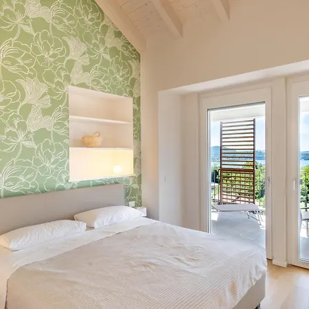 Oasi Attico Apartment *