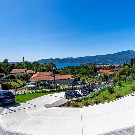 Oasi Attico 公寓 *